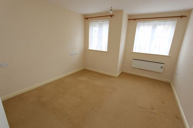  Image of 1 bedroom Flat to rent in Hoddinott Road Eastleigh SO50 at Hoddinott Road  Eastleigh, SO50 5SN