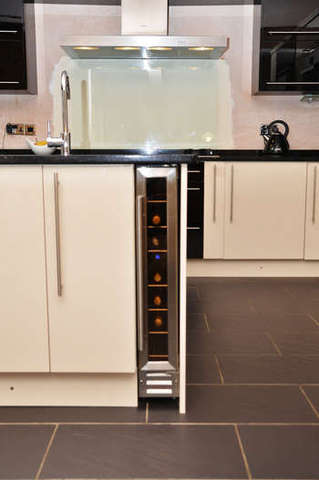  Image of 5 bedroom Detached house for sale in Eastwood Road Leigh-on-Sea SS9 at Leigh-on-Sea Leigh-on-Sea, SS9 3AB