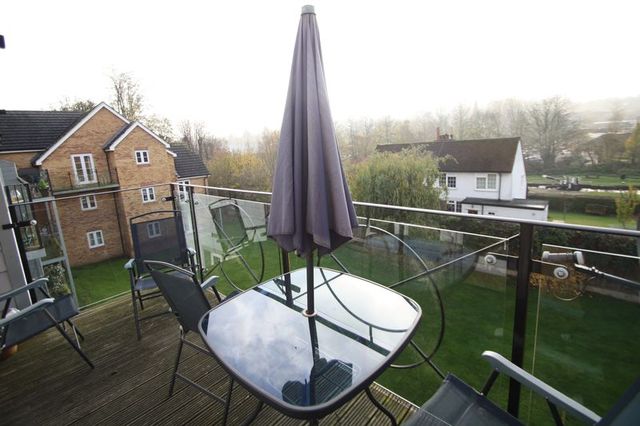  Image of 2 bedroom Flat to rent in Ebberns Road Hemel Hempstead HP3 at Ebberns Road  Hemel Hempstead, HP3 9HE