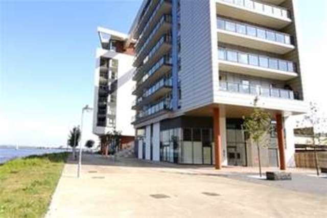  Image of 2 bedroom Flat to rent in Ferry Court Cardiff CF11 at Cardiff, CF11 0AU