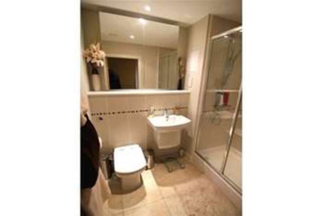  Image of 2 bedroom Flat to rent in Ferry Court Cardiff CF11 at Cardiff, CF11 0AU