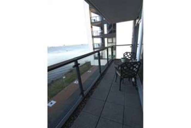  Image of 2 bedroom Flat to rent in Ferry Court Cardiff CF11 at Cardiff, CF11 0AU