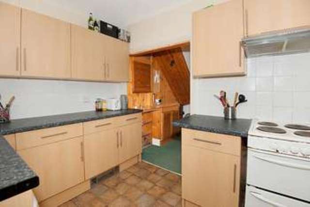  Image of 4 bedroom Detached house for sale in Edward Road Canterbury CT1 at Canterbury, CT1 1UH