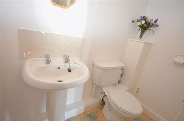  Image of 3 bedroom Terraced house for sale in Elm Road Brixham TQ5 at Elm Road  Brixham, TQ5 0DH