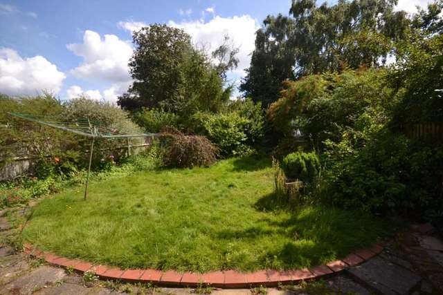  Image of 1 bedroom House Share to rent in Elm Road Earley Reading RG6 at Elm Road  Reading, RG6 5TR