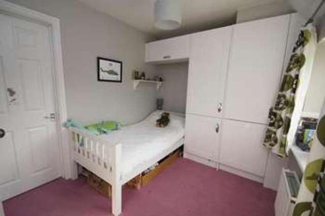  Image of 4 bedroom Semi-Detached house for sale in Emmens Close Checkendon Reading RG8 at Checkendon  Reading, RG8 0TU
