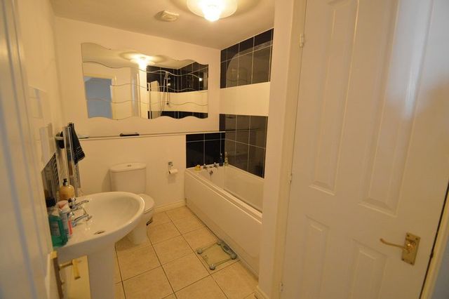  Image of 4 bedroom Terraced house for sale in Evesham Road Redditch B97 at Evesham Road Crabbs Cross Redditch, B97 5JN
