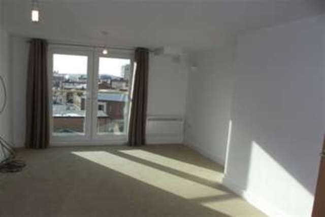  Image of 1 bedroom Flat to rent in Red Lion Lane Exeter EX1 at Exeter, EX1 2FG