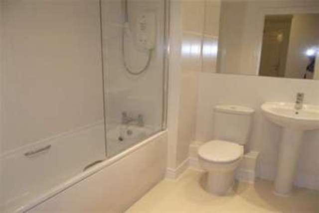  Image of 1 bedroom Flat to rent in Red Lion Lane Exeter EX1 at Exeter, EX1 2FG