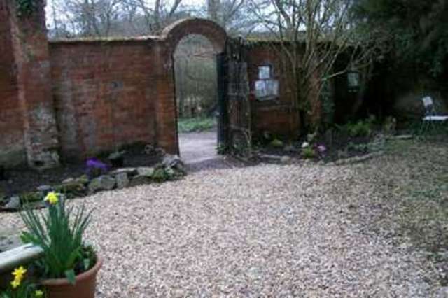  Image of 1 bedroom Detached house to rent in Fairmile Fairmile Ottery St. Mary EX11 at Fairmile, EX11 1LR