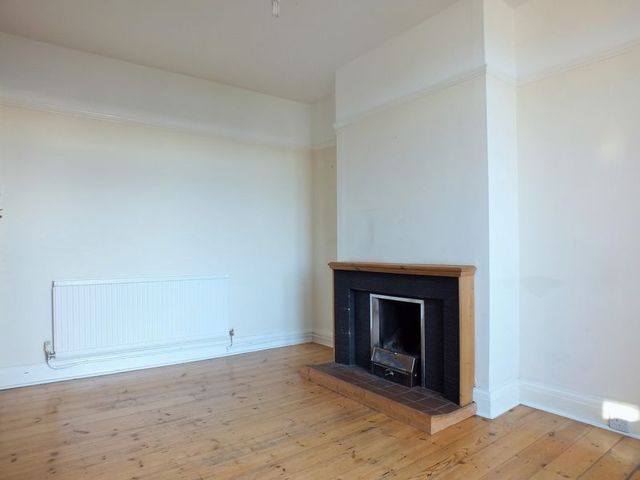  Image of 3 bedroom Terraced house to rent in Fern Hill Road Cowley Oxford OX4 at Fern Hill Road  Oxford, OX4 2JR