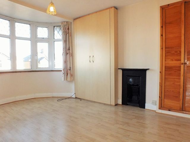 Image of 3 bedroom Terraced house to rent in Fern Hill Road Cowley Oxford OX4 at Fern Hill Road  Oxford, OX4 2JR