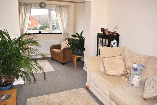  Image of 3 bedroom Property for sale in Ffordd Morgan Llay Wrexham LL12 at Ffordd Morgan Llay Wrexham, LL12 0RR