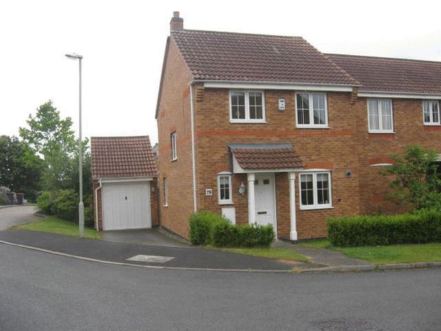  Image of 3 bedroom Detached house to rent in Finchale Avenue Priorslee Telford TF2 at Finchale Avenue Priorslee Telford, TF2 9YE