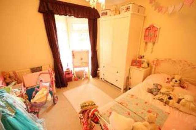  Image of 2 bedroom Flat to rent in Higher Lincombe Road Torquay TQ1 at Higher Lincombe Road TORQUAY Devon, TQ1 2EX