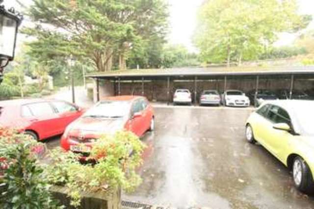  Image of 2 bedroom Flat to rent in Higher Lincombe Road Torquay TQ1 at Higher Lincombe Road TORQUAY Devon, TQ1 2EX