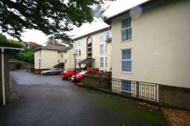  Image of 2 bedroom Flat to rent in Higher Lincombe Road Torquay TQ1 at Higher Lincombe Road TORQUAY Devon, TQ1 2EX