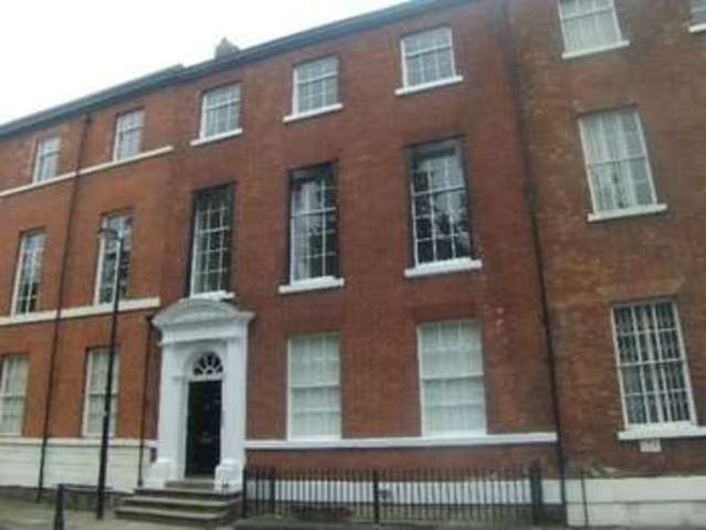  Image of 1 bedroom Flat to rent in South Parade Wakefield WF1 at Wakefield Wakefield, WF1 1LR