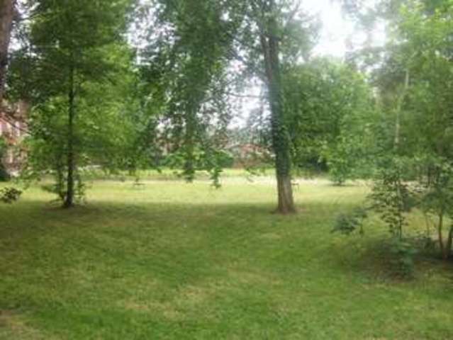  Image of 1 bedroom Flat to rent in South Parade Wakefield WF1 at Wakefield Wakefield, WF1 1LR