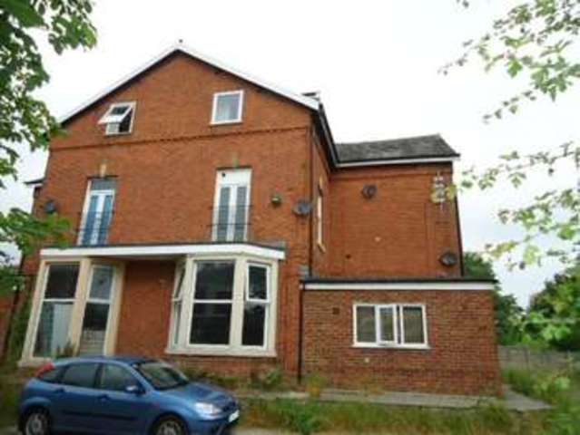  Image of 1 bedroom Flat to rent in Victoria Parade Ashton-on-Ribble Preston PR2 at Victoria Parade Ashton on Ribble Preston, PR2 1DT