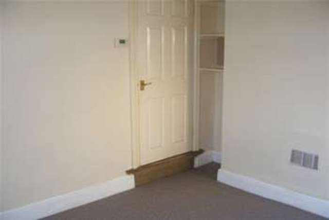  Image of 2 bedroom Terraced house to rent in Foster Street Denton Manchester M34 at Manchester, M34 6HF