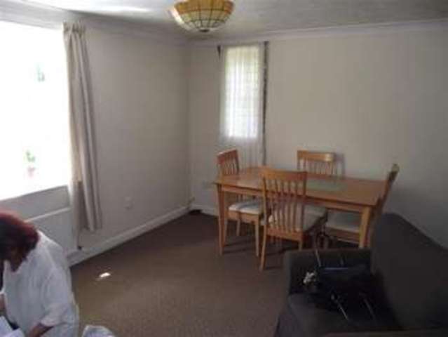  Image of 1 bedroom Flat to rent in Founder Close London E6 at Founder Close  Beckton, E6 6FS