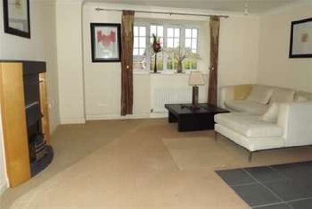  Image of 1 bedroom Flat to rent in Foundry Close Hook RG27 at Hook, RG27 9JD