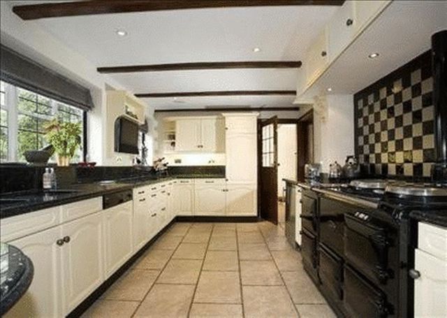  Image of 5 bedroom Detached house to rent in Fredley Park Mickleham Dorking RH5 at Fredley Park  MICKLEHAM, RH5 6DD