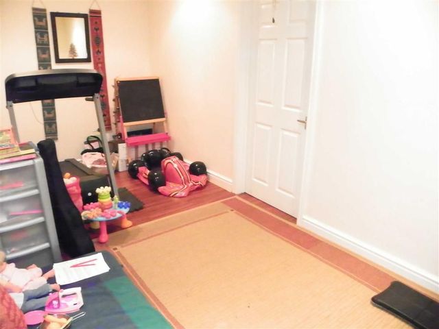  Image of 4 bedroom Property for sale in Fronhaul Felinfoel Llanelli SA14 at Fronhaul Swiss Valley Swiss Valley, SA14 8LF
