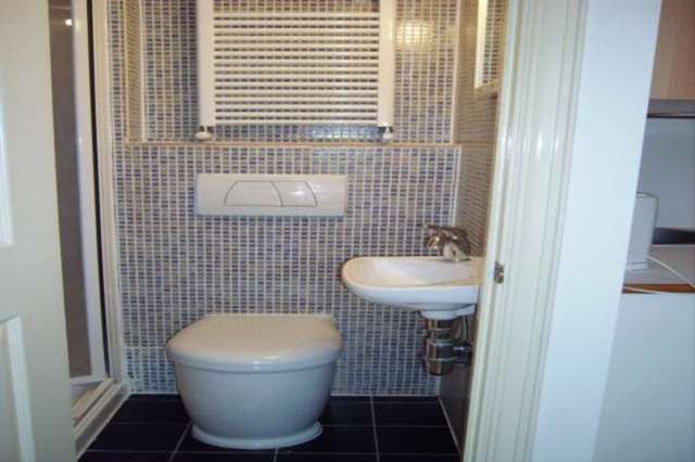 Image of Studio flat to rent in Fulham Palace Road London W6 at Fulham Palace Road Hammersmith London, W6 9HH