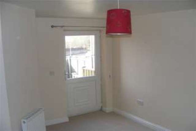  Image of 2 bedroom Semi-Detached house to rent in Furnace Street Hyde SK14 at Hyde, SK14 4NU