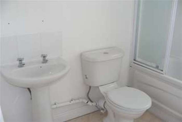  Image of 2 bedroom Semi-Detached house to rent in Furnace Street Hyde SK14 at Hyde, SK14 4NU