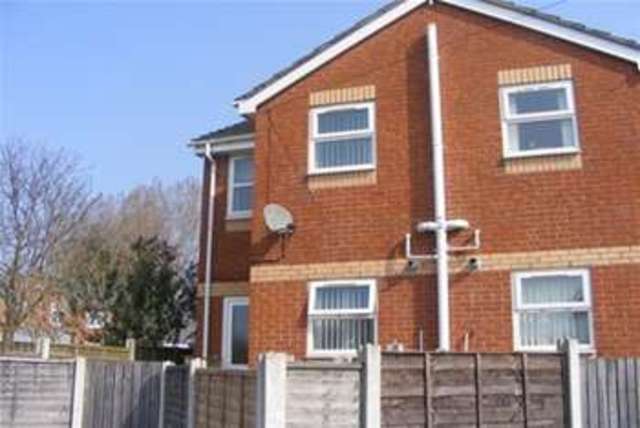  Image of 2 bedroom Semi-Detached house to rent in Furnace Street Hyde SK14 at Hyde, SK14 4NU
