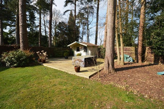  Image of 4 bedroom Detached house for sale in Furze Vale Road Headley Down Bordon GU35 at Furze Vale Road Headley Down Headley Down, GU35 8EP
