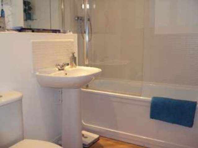  Image of 2 bedroom Apartment for sale in Perth Road Ilford IG2 at Perth Road  Ilford, IG2 6FG