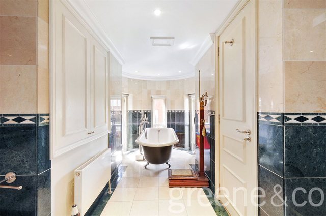  Image of 3 bedroom Detached house to rent in Mount Vernon London NW3 at Mount Vernon Hampstead Hampstead, NW3 6QS