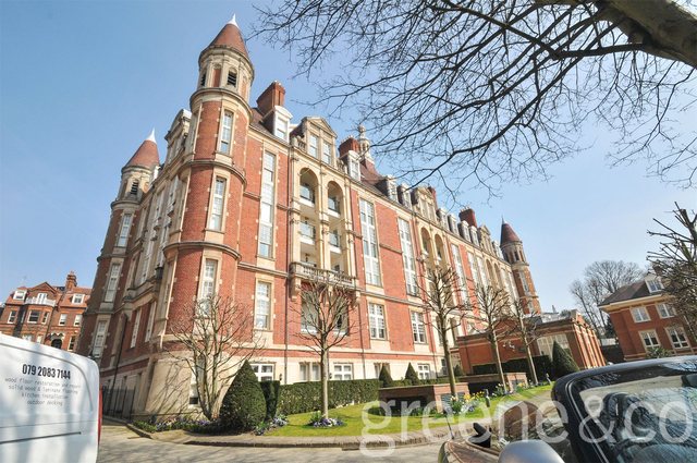  Image of 3 bedroom Detached house to rent in Mount Vernon London NW3 at Mount Vernon Hampstead Hampstead, NW3 6QS