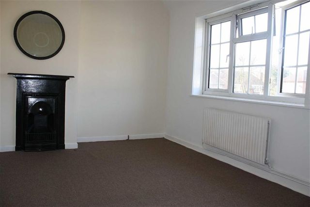  Image of 3 bedroom Property for sale in Geraint Road Downham Bromley BR1 at Geraint Road Downham Downham, BR1 5DU