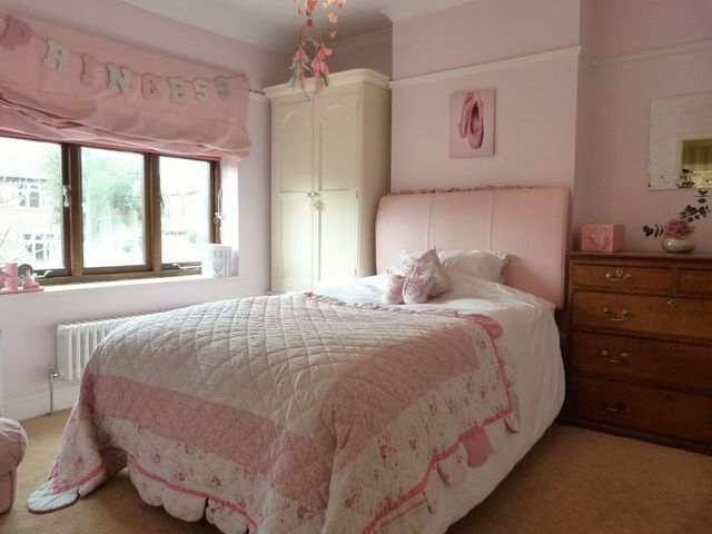  Image of 3 bedroom Semi-Detached house to rent in Glebe Avenue Grappenhall Warrington WA4 at Glebe Avenue Grappenhall Warrington, WA4 2SQ