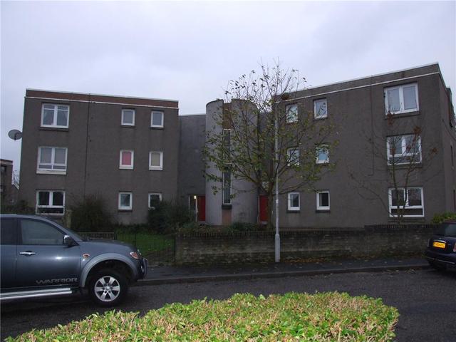  Image of 3 bedroom Flat to rent in Glentanar Crescent Dyce Aberdeen AB21 at Dyce Aberdeen Aberdeen, AB21 7LZ