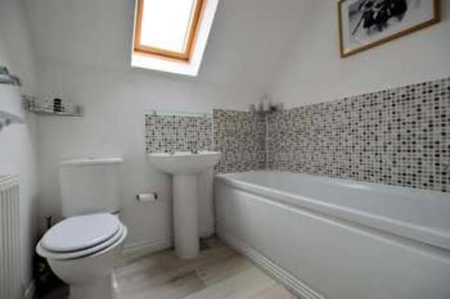  Image of 4 bedroom Terraced house for sale in Gloucester Avenue Shinfield Reading RG2 at Shinfield  Reading, RG2 9GA