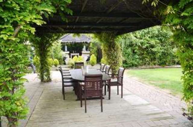  Image of 4 bedroom Detached house for sale in Goole Road Hook Goole DN14 at Hook East Yorkshire, DN14 5NG