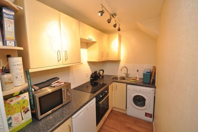  Image of 1 bedroom Terraced house to rent in Gordon Road Camberley GU15 at Gordon Road  Camberley, GU15 2JJ