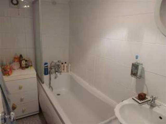  Image of 2 bedroom Detached house for sale in Gordon Road Fareham PO16 at Fareham Hampshire Fareham, PO16 7TQ