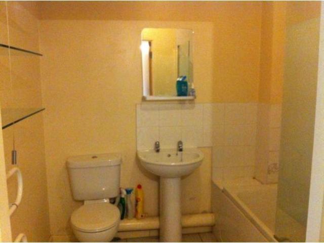 Image of 1 bedroom Flat to rent in St. Davids Close West Bromwich B70 at West Bromwich  Sandwell, B70 6TF