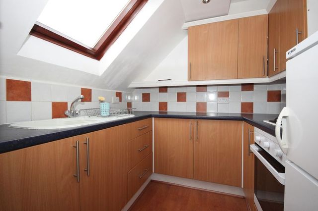  Image of 2 bedroom Flat to rent in Grand Avenue Southbourne Bournemouth BH6 at 40 Grand Avenue Southbourne Bournemouth, BH6 3TA