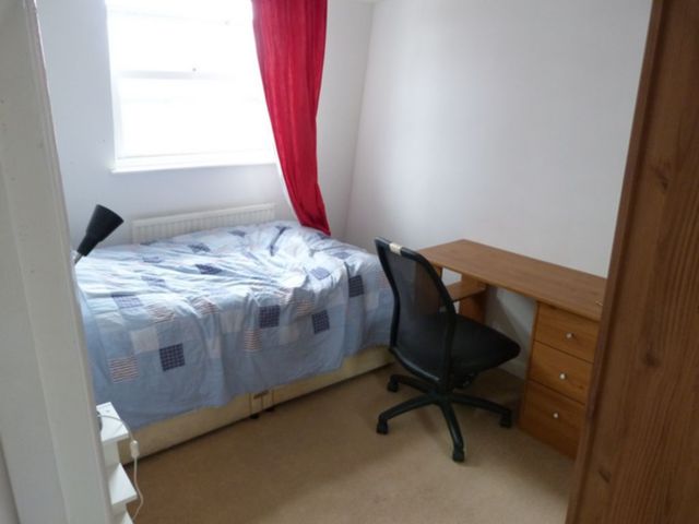  Image of 3 bedroom Flat to rent in Gray