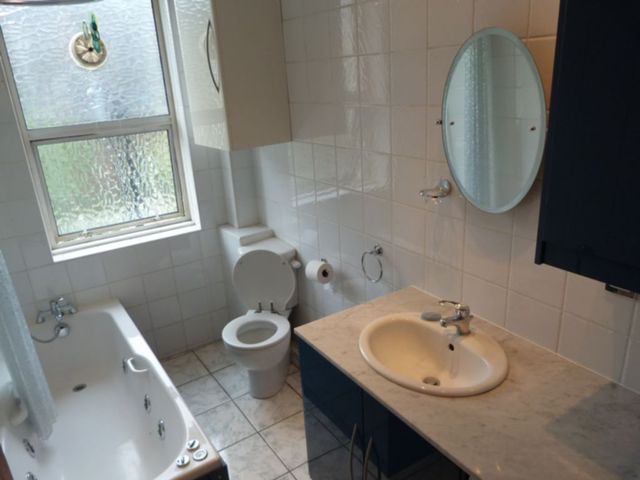  Image of 3 bedroom Apartment to rent in Gray