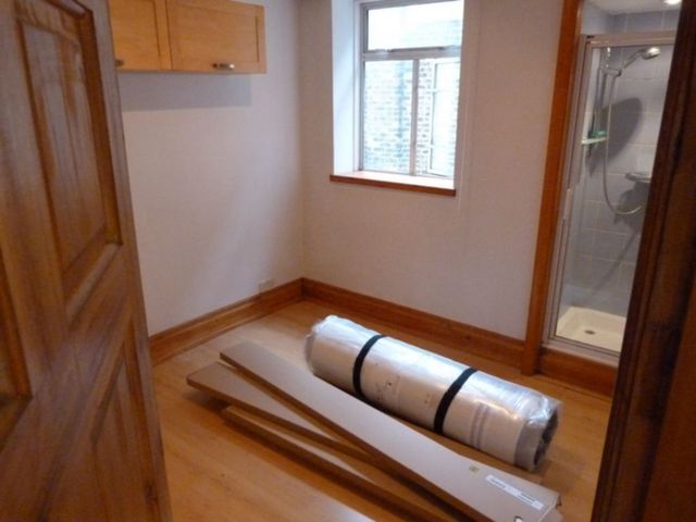  Image of 3 bedroom Apartment to rent in Gray