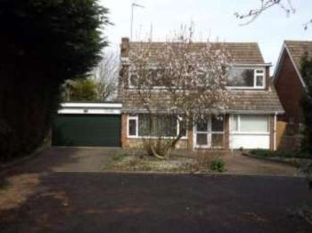  Image of 4 bedroom Detached house for sale in Pitt Chase Great Baddow Chelmsford CM2 at Great Baddow Chelmsford Great Baddow, CM2 8EE